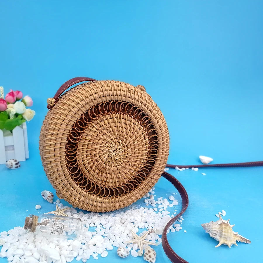 Круглая пляжная сумка ручной работы с вырезами Женская плетеная круглая на плечо