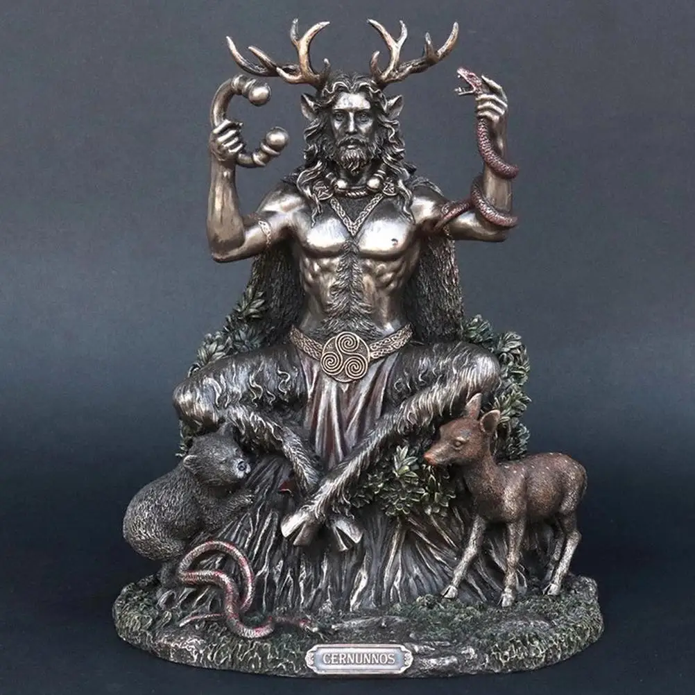 

1 Pcs Ancient Rome Resin Cernunnos Sitting Statue Sculpture Celtic God Figure Underworld Statue For Home Garden Decor