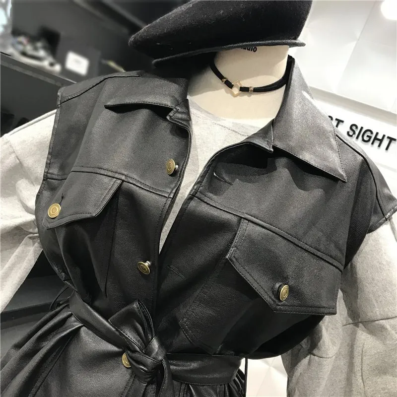 Женский Байкерский жилет черный из искусственной кожи на кнопках без рукавов