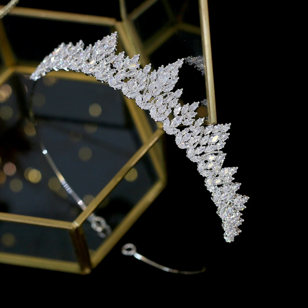 Тиара свадебная хрустальная