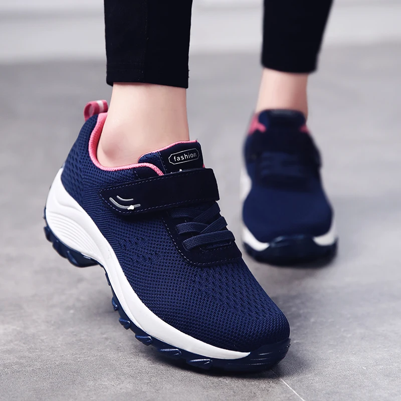 Women Running Shoes Height Increase Platform Sneakers Lace Up Anti-slip Light Fitness Shoes Comfort Gym Shoes