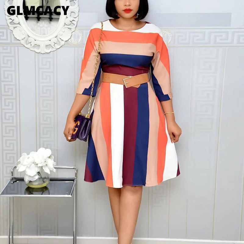 Женское платье средней длины в полоску с коротким рукавом повседневное