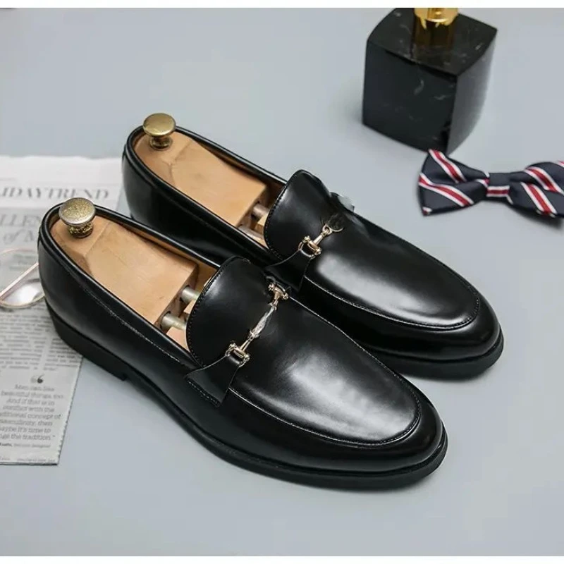 

Autumn and Winter 2021 High Quality Men's Fashion Pu Versatile Casual British Light Formal Gentleman Shoes Hot Men Shoes KS121