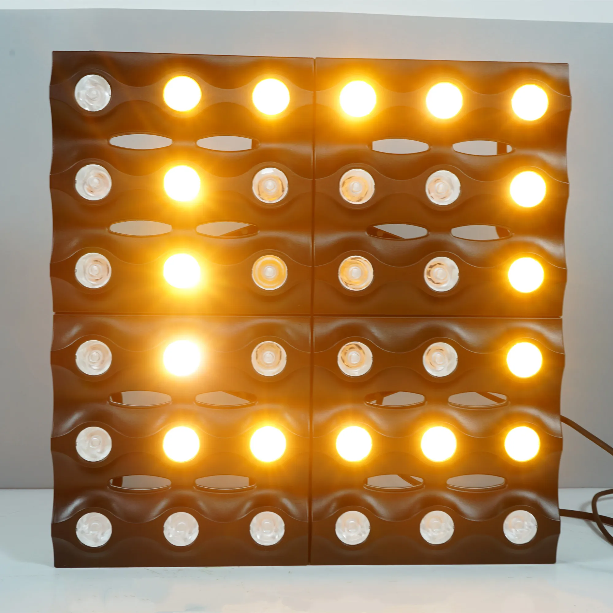 СВЕТОДИОДНЫЙ матричный светильник с теплым белым светом 36*3 Вт | Освещение
