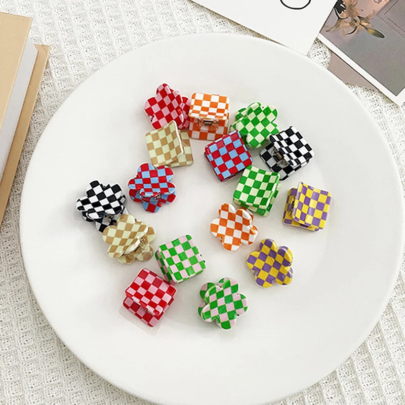 

2pcs/lot Acrylic Acetate Hot Ins Checkered Hair Claw Clip Mini Checkerboard Hair Grab Black White Colorful