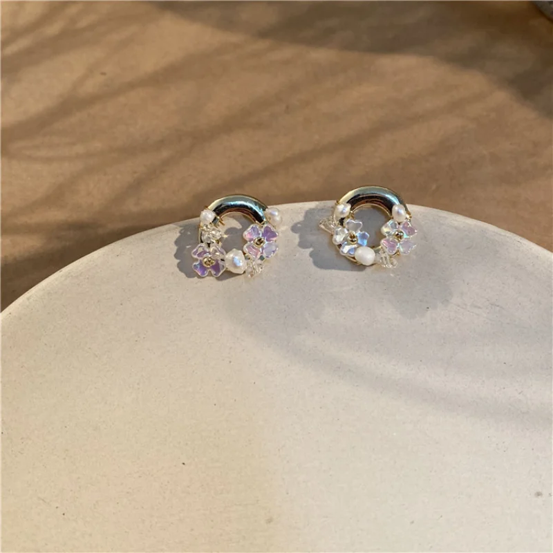 

Fashion Jewelry Resin Flower Earrings Delicate Design Popular Style Natural Pearls Earrings For Women Girl Party Gifts