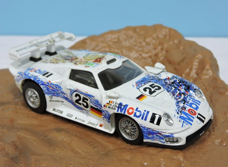 

1/43 Por 911 GT1 Le Mans Racing Car No. 25 1996 Alloy Simulation Car Model