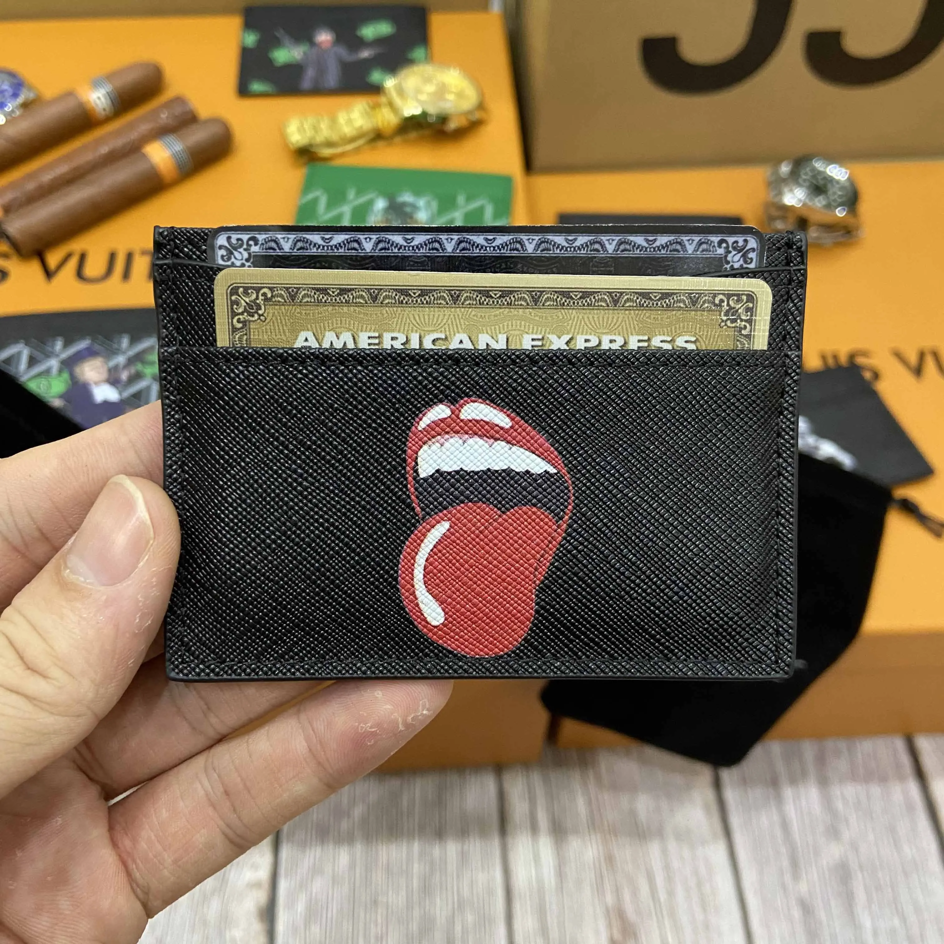 

Original Holifend Unite Red Big Mouth Fashion Brand Designs Genuine Leather Bank Card Holder Credit ID Cardholder Small Purse