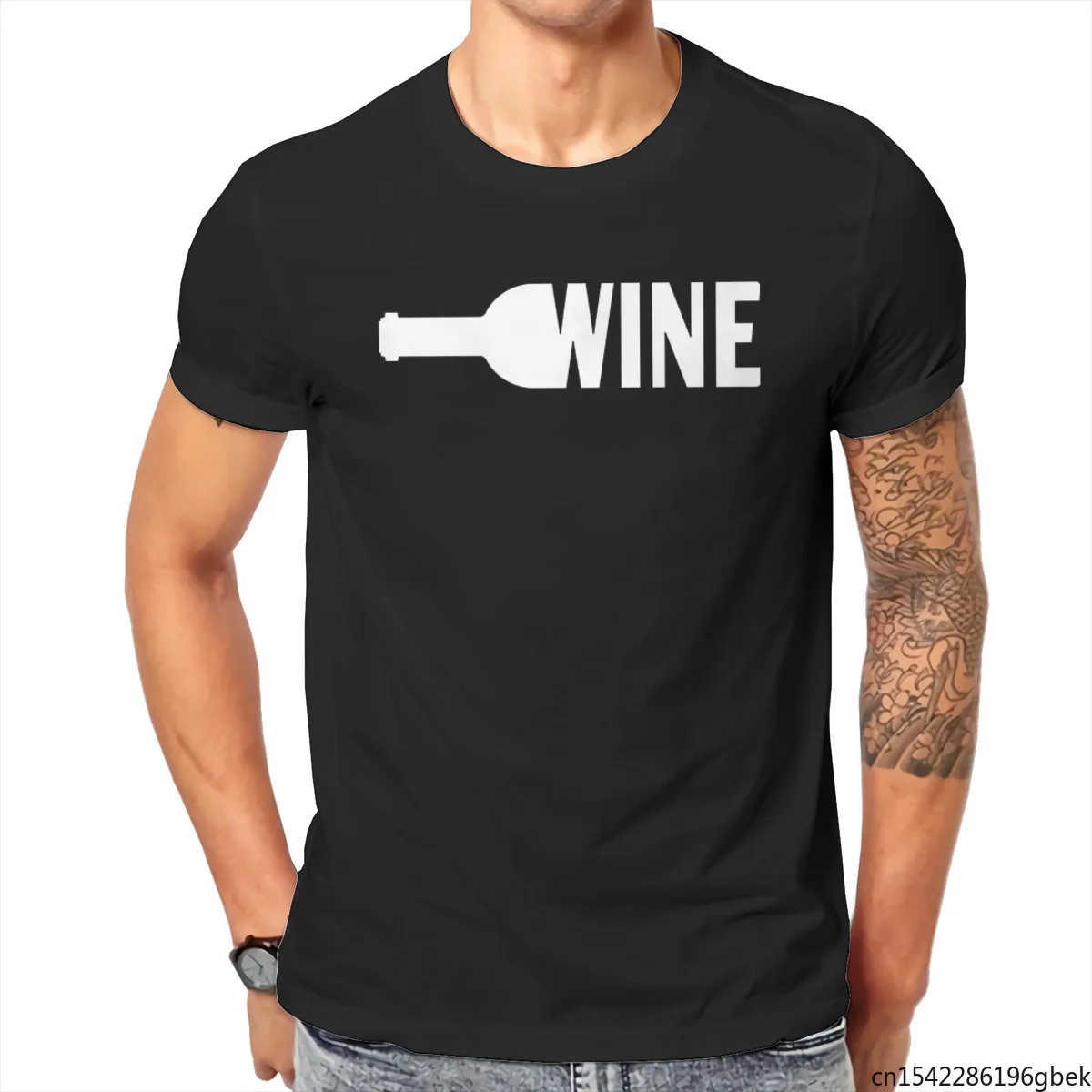 

Wine bottle and a glass of wine Men's T-Shirt