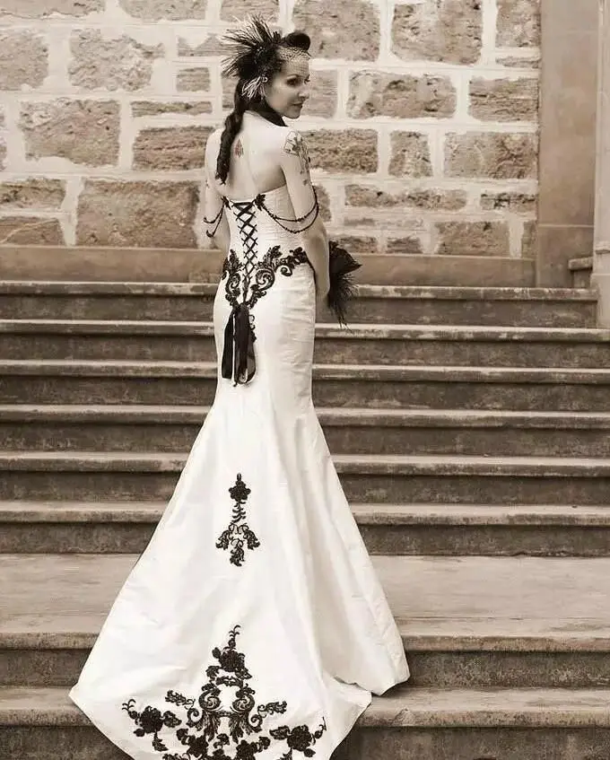 Black Lace And White Satin Mermaid Wedding Dresses Sweetheart Gothic Bridal Gowns Vestidos De Novia robe de mariage | Свадьбы и