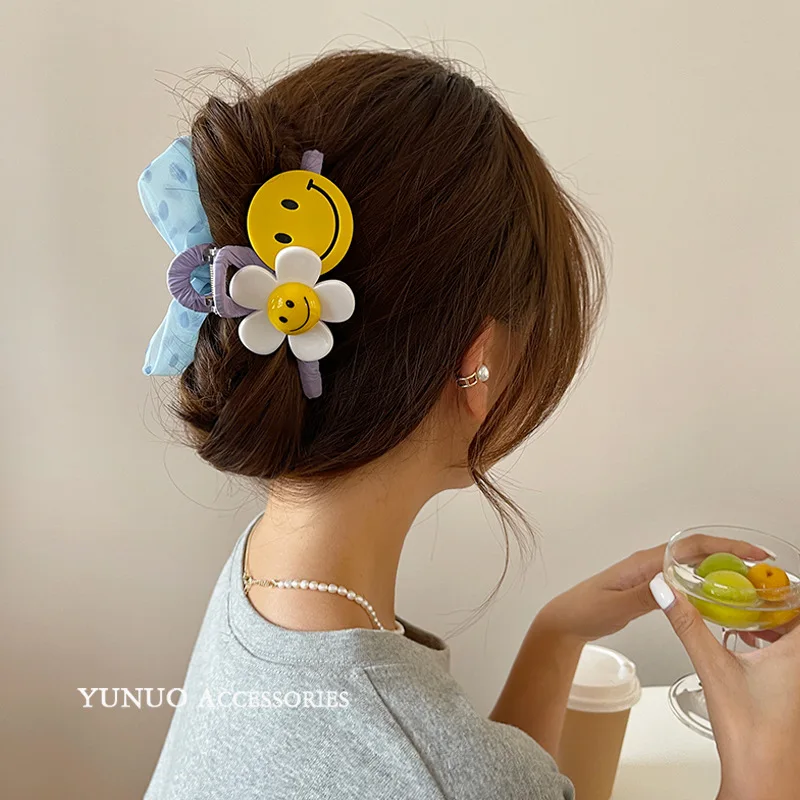 

Cute Net Yarn Flower Hairpin Shark Clip Female Summer Head Sweet Catch Clip Hairpin Temperament Clip Headdress