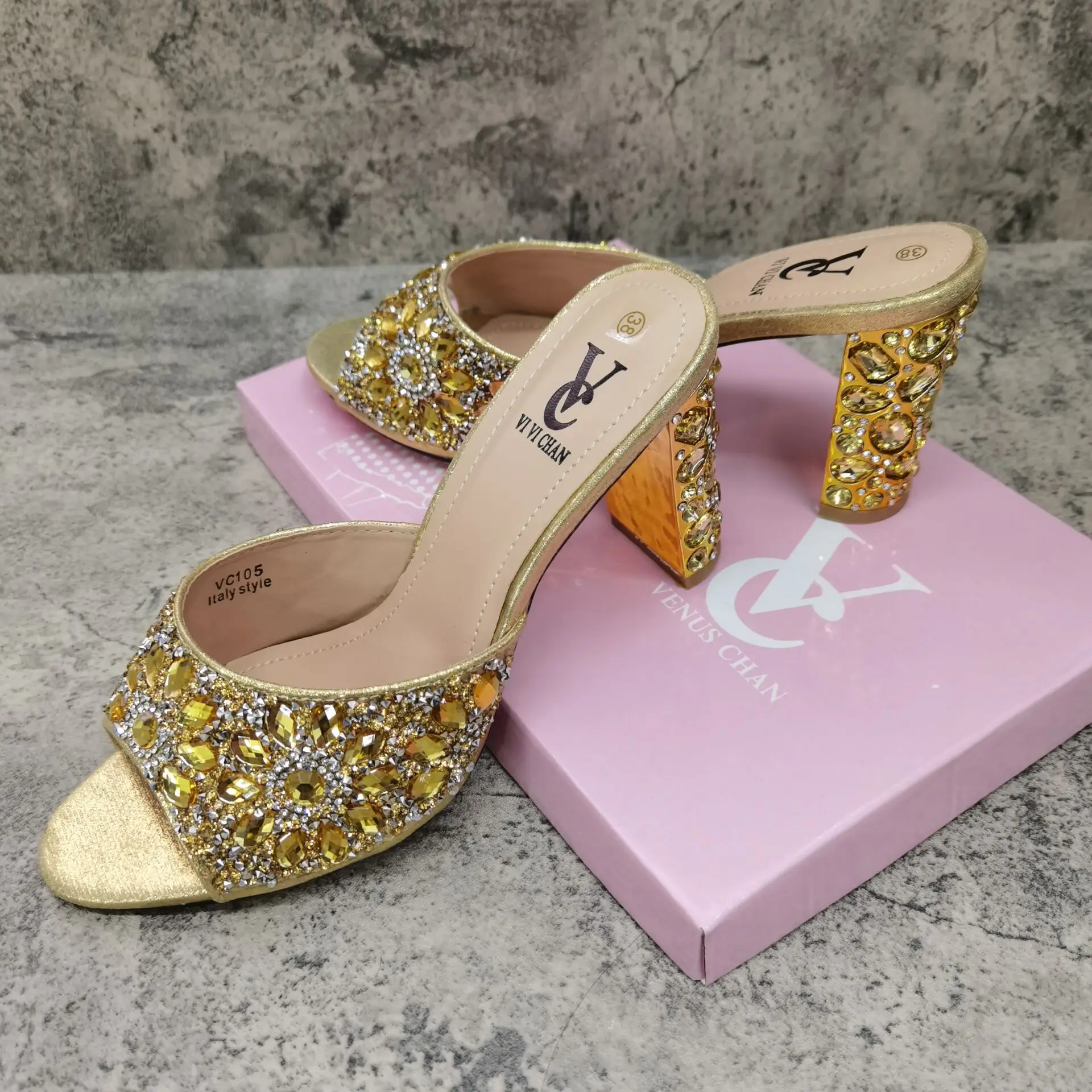 Лидирующий бренд оптовая продажа женской обуви для девочек итальянские Шлепанцы