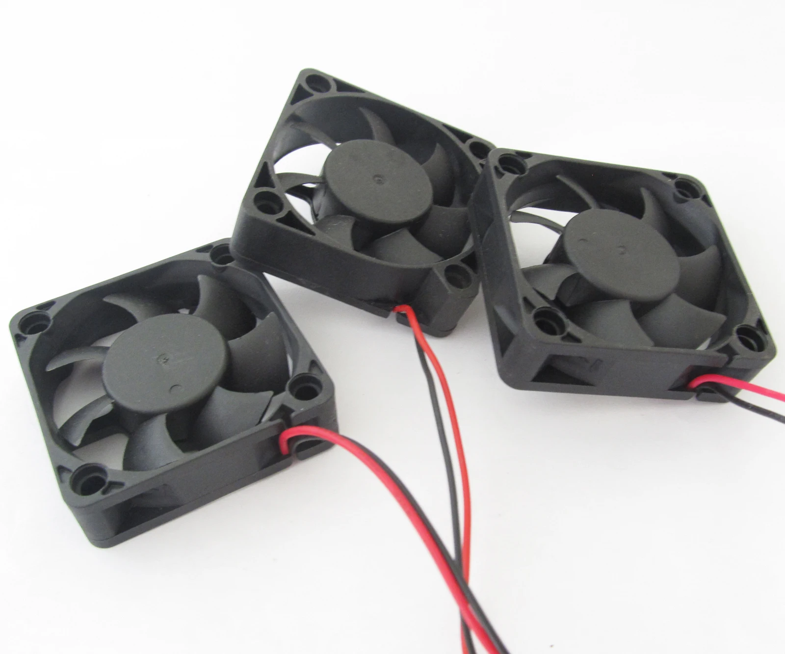 1pc Brushless DC Cooling Fan 50x50x15mm 5015 7 blades 5V 0.23A 2pin Connector | PC Hardware Cables &amp Adapters