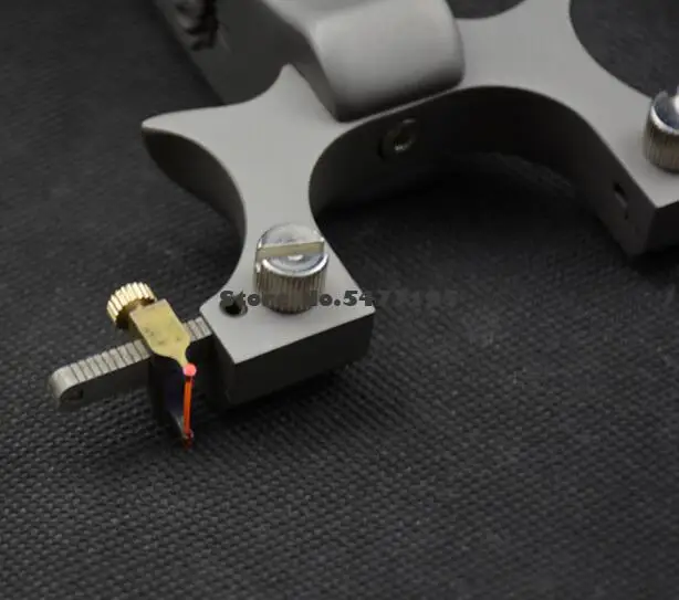 

New Product Slingshot Titanium Alloy Dragon King Flat Leather Shooting Competitive Fiber Optic Sighting Outdoor