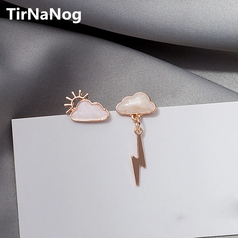 

2022 New S925 Silver Needle Asymmetric Lightning Earrings, Fashion Simple Retro Clouds Stud earrings Women Jewelry Gifts