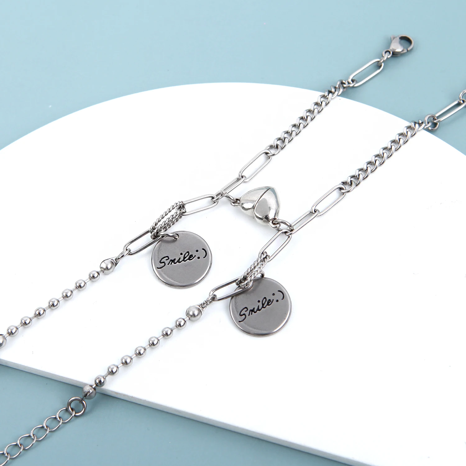 

2Pcs/set Couple Magnet Attract Creative Couple Bracelet Stainless Steel Friendship Men Women Charm Bracelet Jewelry Lover Gift