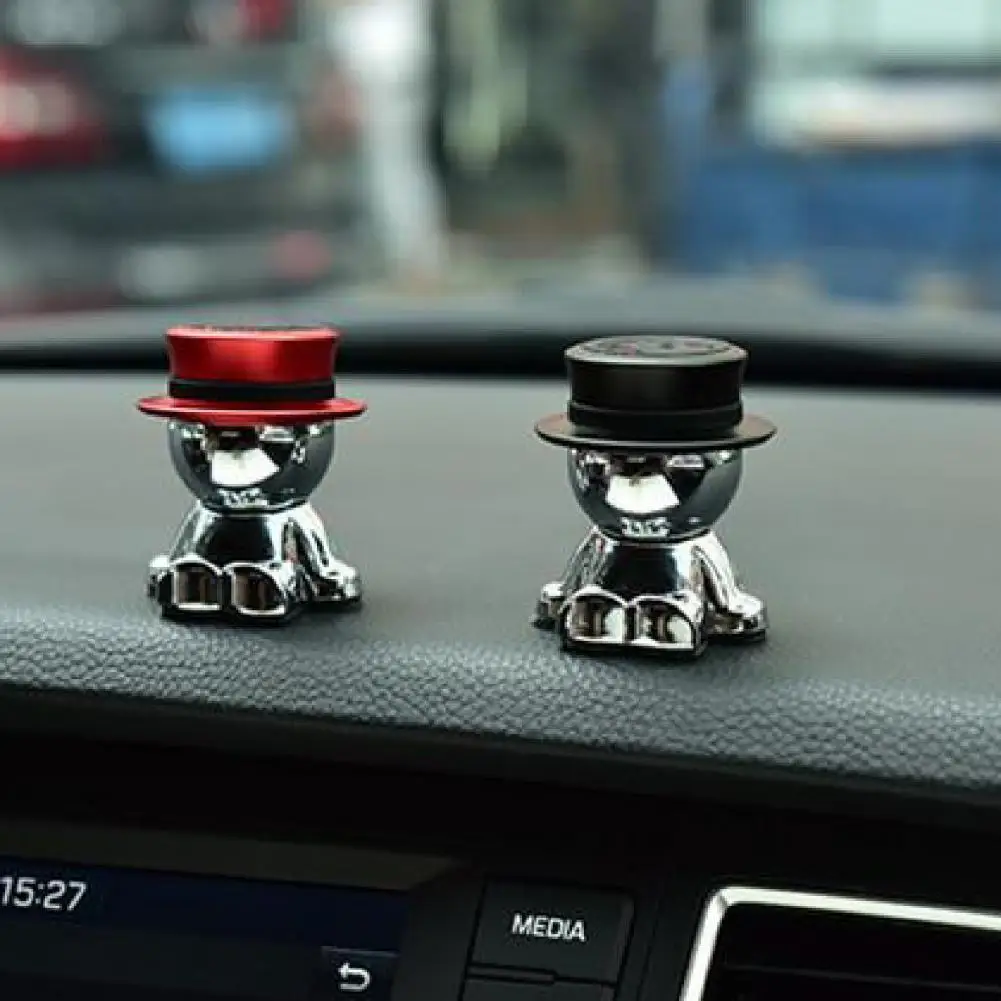 

Universal Car Magnetic Phone Holder Cartoon Aluminum Alloy Villain Mini Car Dashboard Phone Mount for Vehicle Ornament