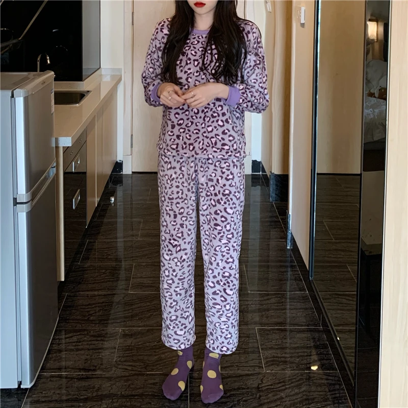 

Leopard Pajama Women Winter Flannel Long-Sleeved Thickening Plus Velvet Coral Fleece Cute Autumn Winter Home Service Suit Women