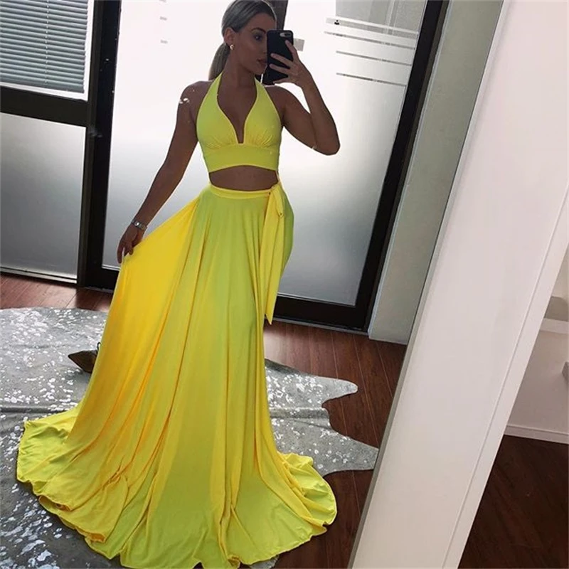 Элегантные вечерние комплекты из двух предметов с открытой спиной укороченный