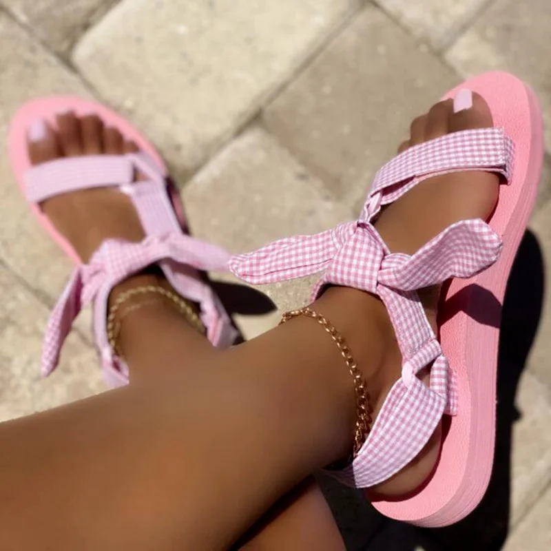 Сандалии женские на плоской подошве пляжные босоножки липучке уличная модная