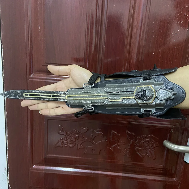 Assassin Creed Black Flag Edward Prop Weapon 1:1 Sleeve Arrow Blade Can be Ejected Model Cosplay Game Gift | Игрушки и хобби