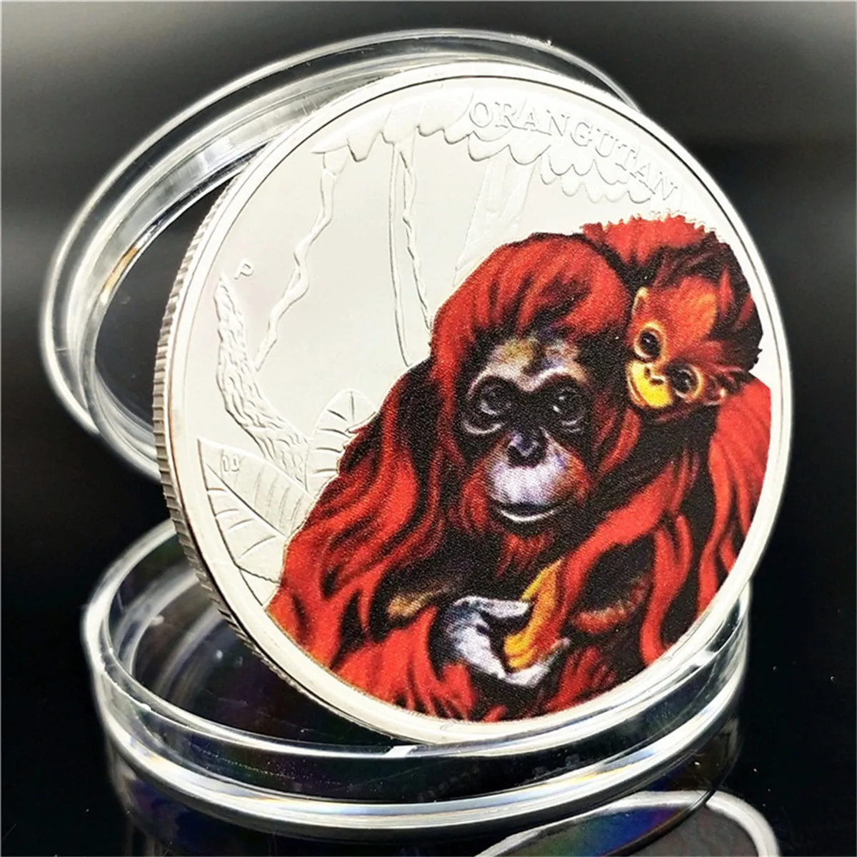 

Front Gorilla Coin Mother Love Commemorative Coin Color Back Queen of England Head Portrait Silver Coin Collectibles