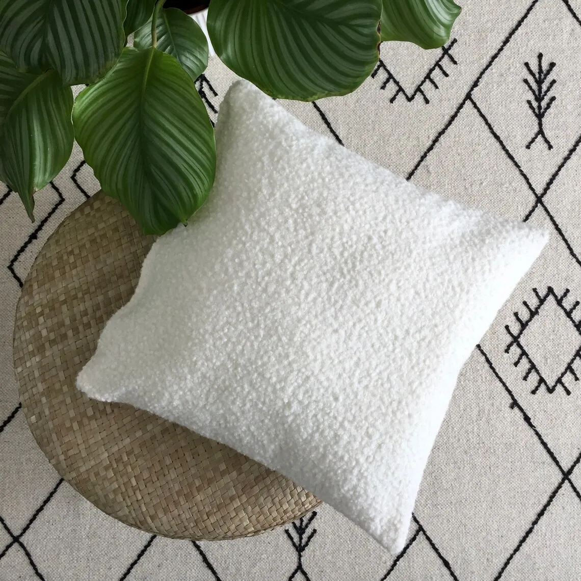 

New Plush Boucle Housse De Coussin White Decorative Cushion Covers 45X45CM Nordic Pillow Case No Insert Soft Cozy Pillow Cover