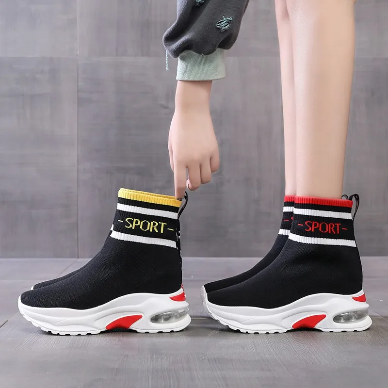 

Women's Increased Breathable And Comfortable Flying Socks Shoes Non-slip Wear-resistant Outdoor Shoes Student Shoes