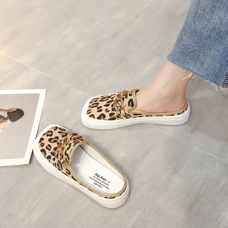 

Women Flat Chain Shoes 2021 Fashion Platform Closed Toe Leather Loafers Sexy Leopard Metal Decoration Soft Sole Mules Shoes