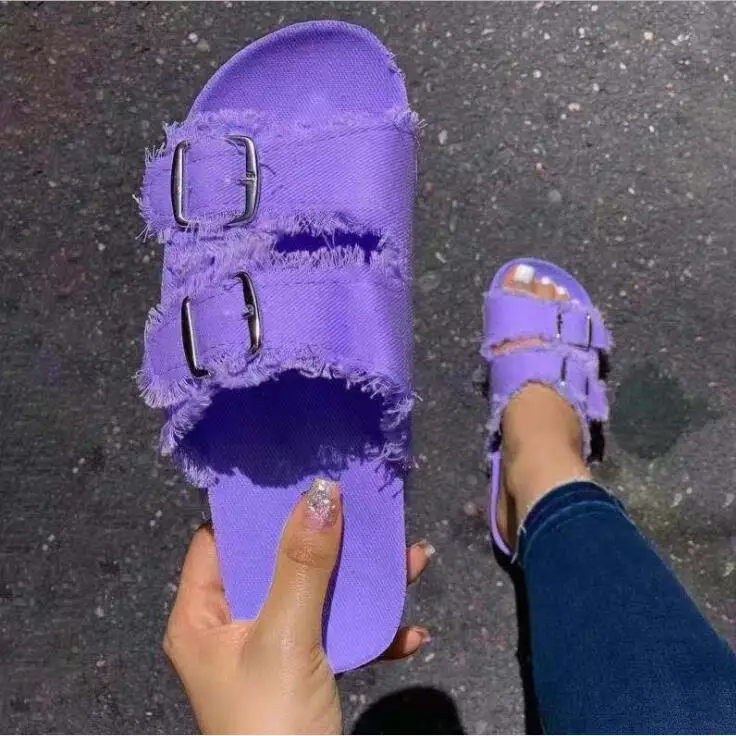 

Тапки Женские однотонные пляжные, повседневная обувь, плоская подошва, с серебристой пряжкой, карамельные цвета, 2021