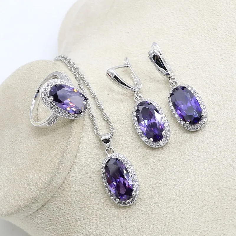 Комплект из колье и серёг с фианитом | Украшения аксессуары