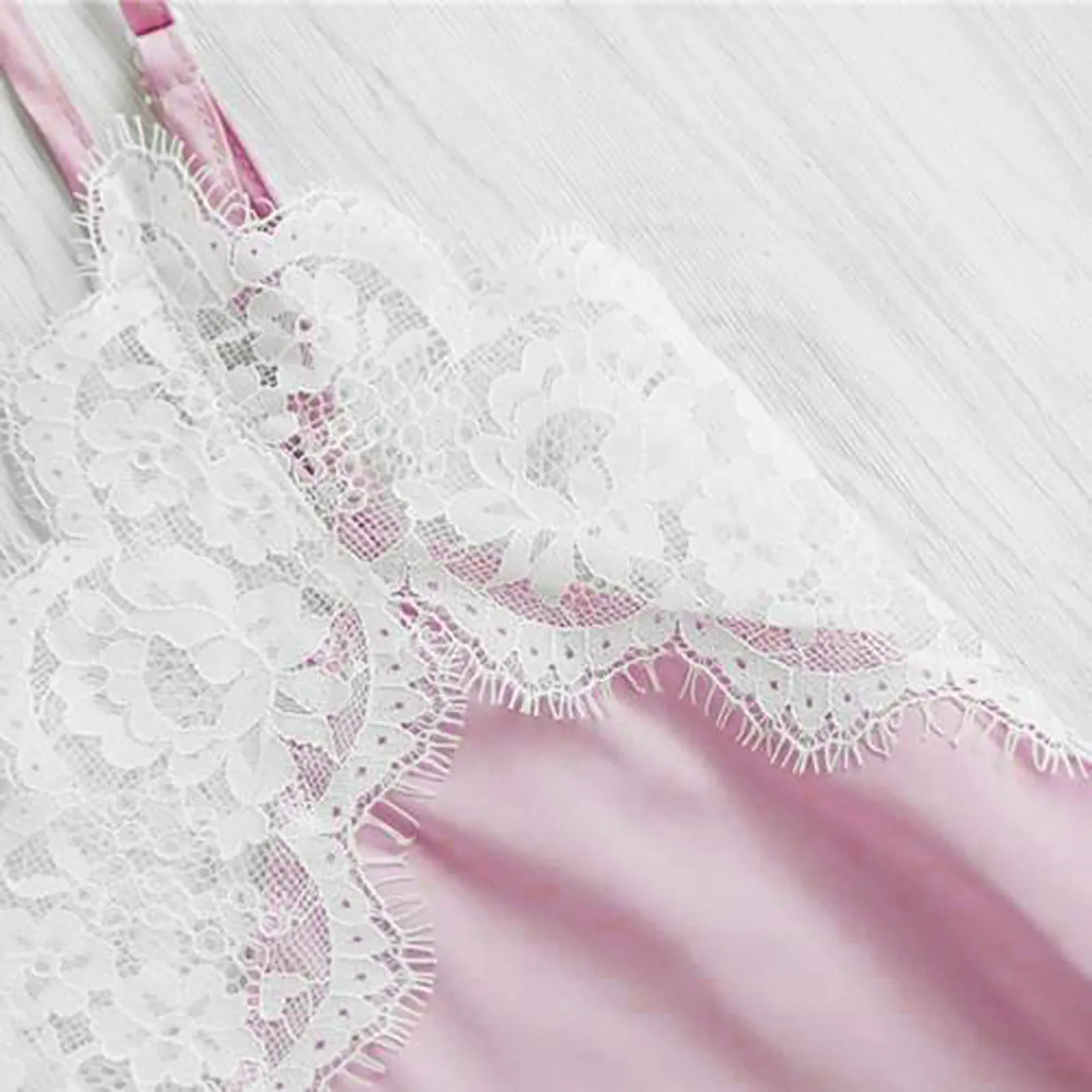 

Sexy Women Lace Sleepwear Satin Comfortable Lingerie Nightgown Sleeveless Nighty Cami Top Pants Sets Nightwear Pajamas Suit