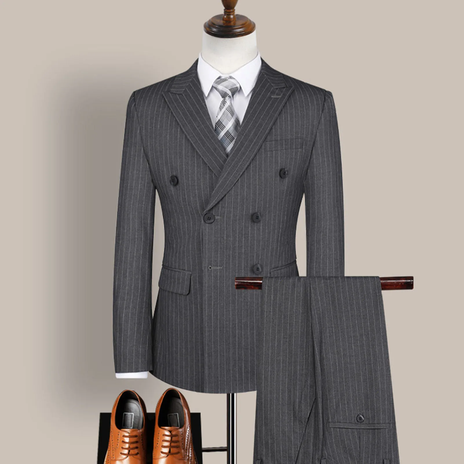 

Men Double Breasted Stripe Lapel Formal Blazer Pants Suit Set Two Pieces for Wedding