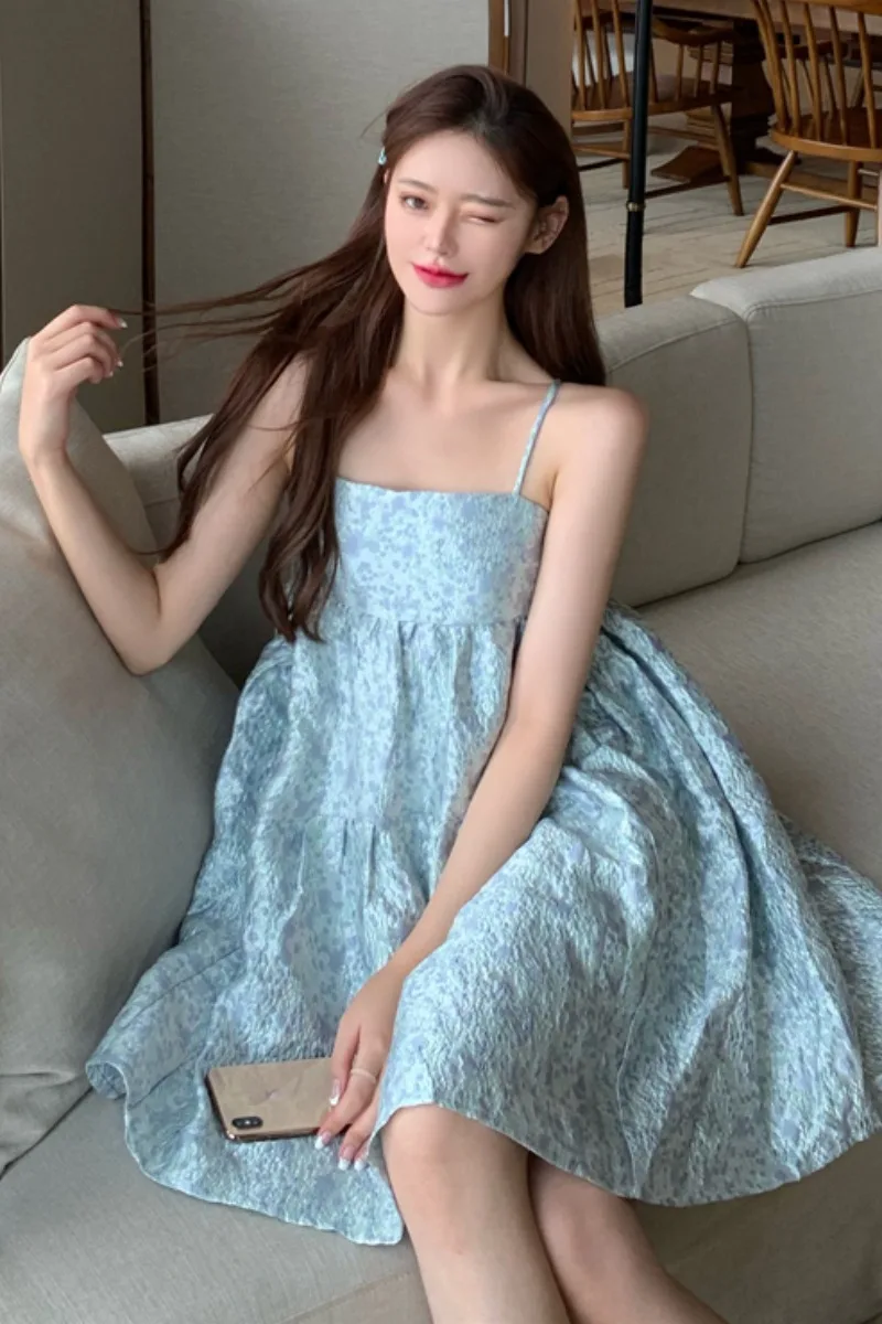 

French floral doll skirt women's spring and summer small suspender dress 2021 new temperament black skirt