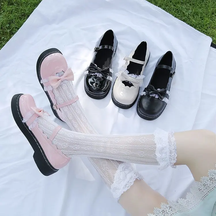 Kawaii/женские туфли на низком каблуке с круглым носком и кружевным бантом удобная