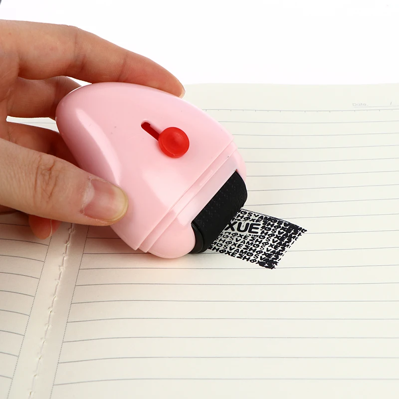 

Защитный роликовый штамп для конфиденциальной конфиденциальности данных для защиты вашего удостоверения личности