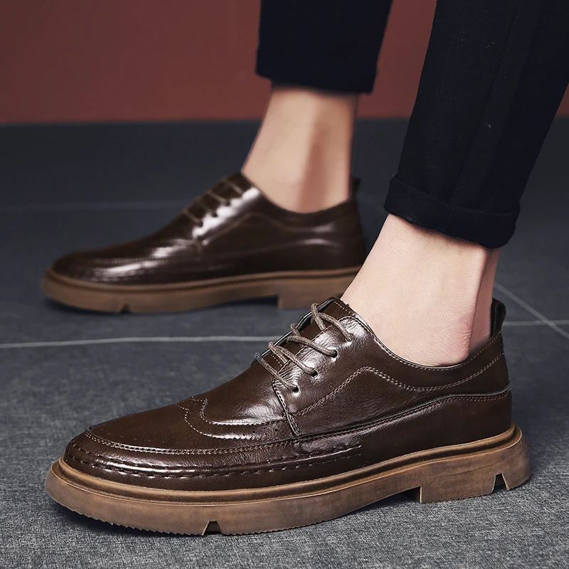 

Classic Business Men's Dress Shoes lace up Fashion Elegant Formal Wedding party Shoes Men Office Oxford brogue Shoes Men Black