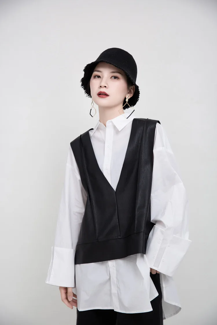

MSXU 2020 Spring And Summer New Black V-neck Pullover Plus Cashmere Vest Women