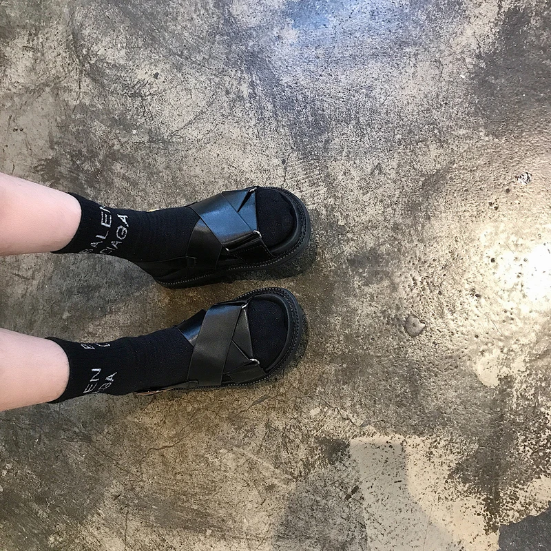 Сетчатые красные женские сандалии сезон лето Новинка 2019 года Корейская версия