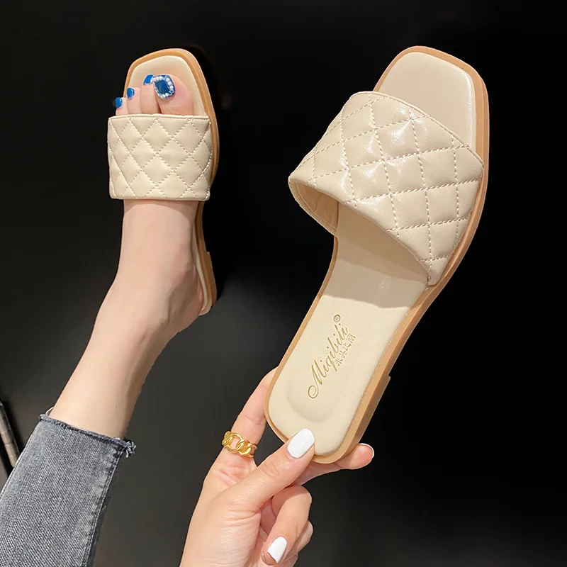 

Brand 2021 Summer New Women Shoes Fashion Slippers Woman Flat with Slides Outside Soft Bottom Plus Size 43 Slides for Women