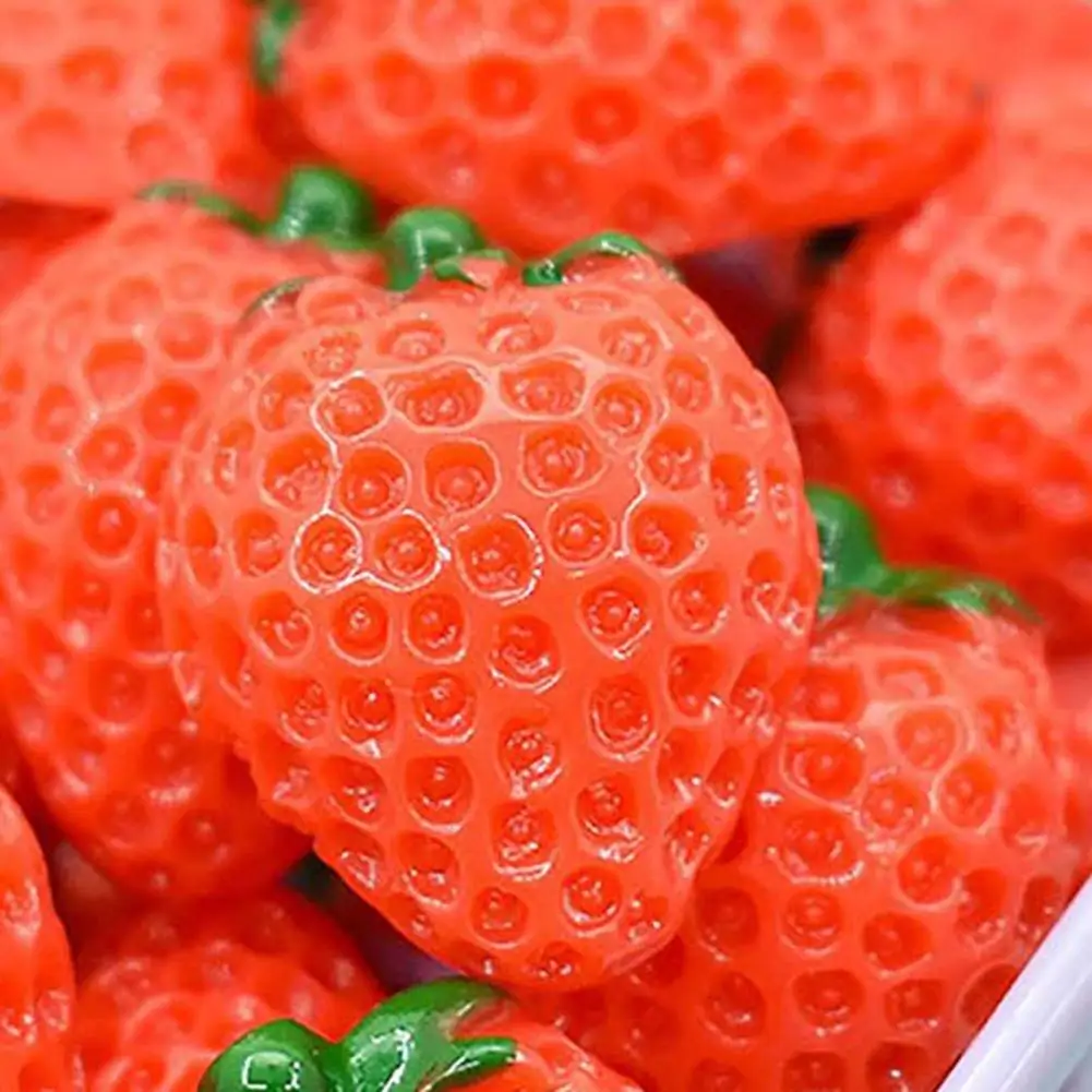 

10Pcs Mini Simulation Resin Miniature Red Strawberry Accessories Play Toy for Decor