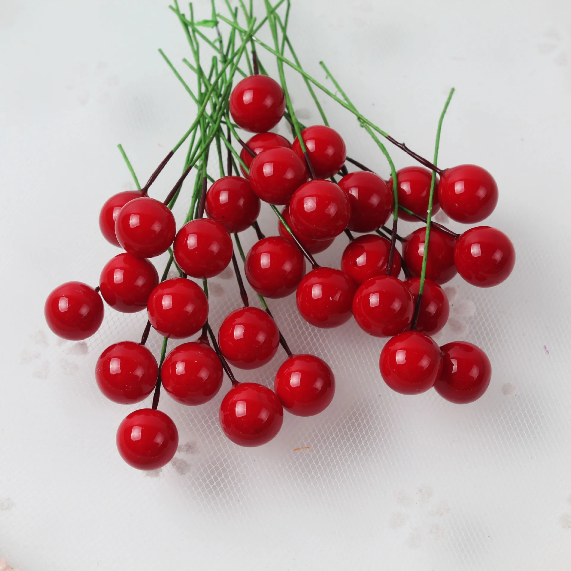 30 шт Искусственные ягоды Холли пены матовый стол в форме фруктов Центральный