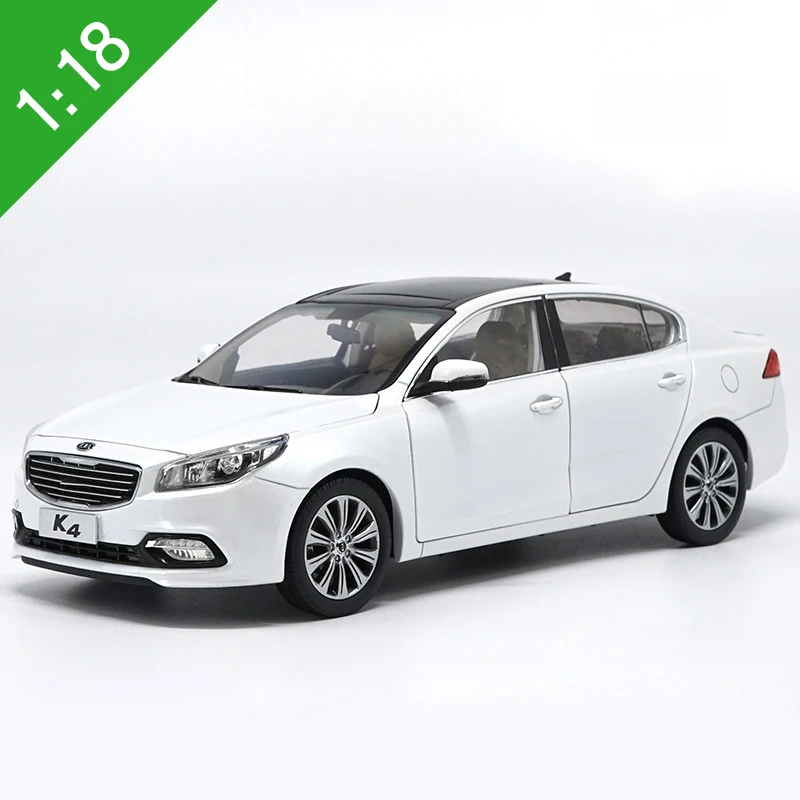 1:18 KIA K4 легированная модель автомобиля статические высокой моделирования металлические модельные автомобили с оригинальной коробкой