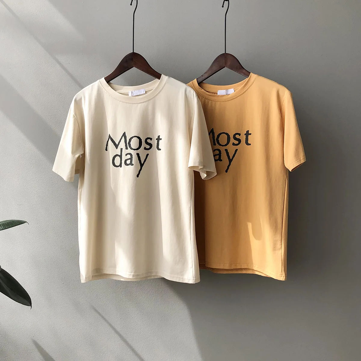 

Summer Letter Printing Round Neck Short-Sleeved T-shirt Women 2021 Spring Korean Casual White Bottoming Shirt Women Tees Top