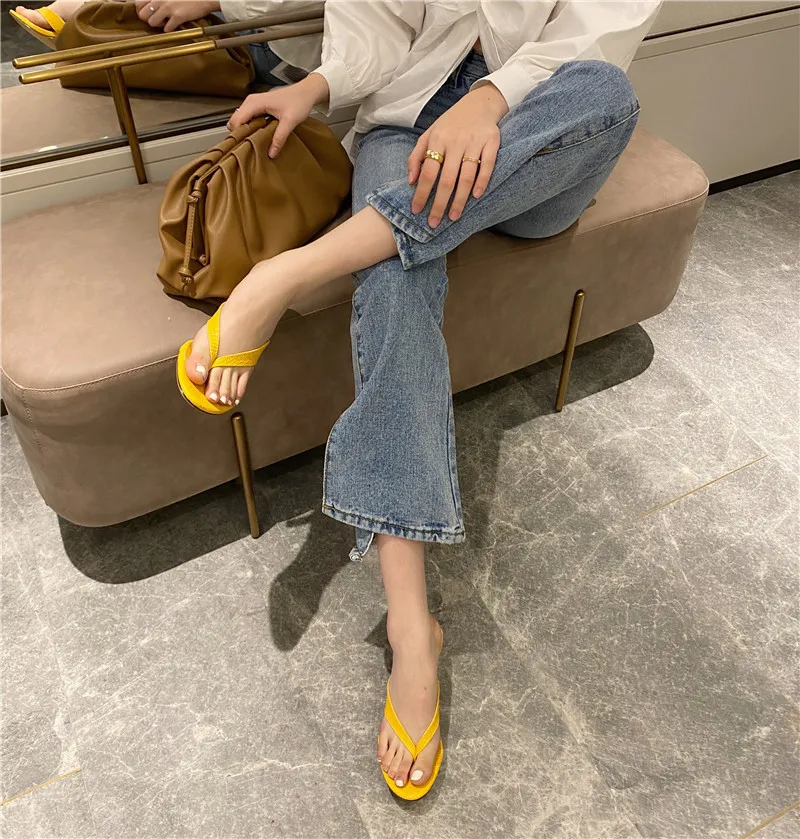 

2021 New Brand Women Slipper Summer Outdoor Sandal Slip On Flip Flop Ladies Thin High Heels Slides Elegant Women Shoes