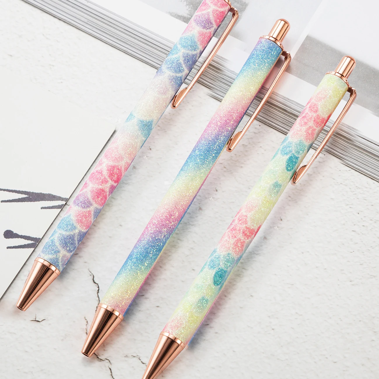 1 шт. Новая металлическая шариковая ручка с кристаллами вспышкой цилиндрическим