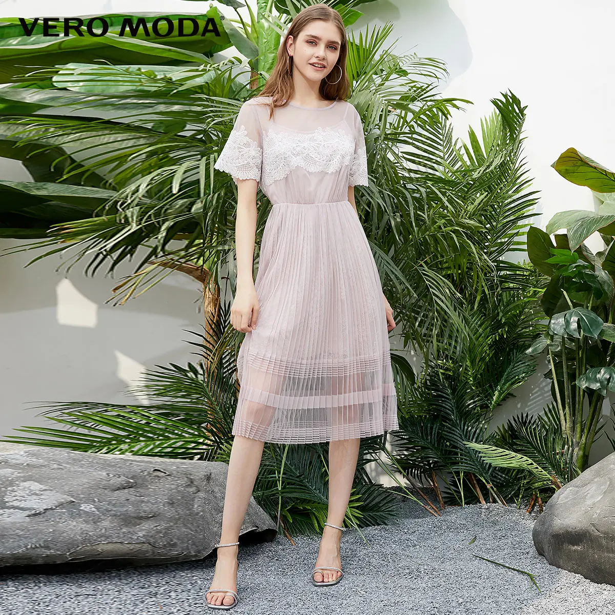 О товаре женская обувь на шнуровке со складками средней длины платья а силуэта |