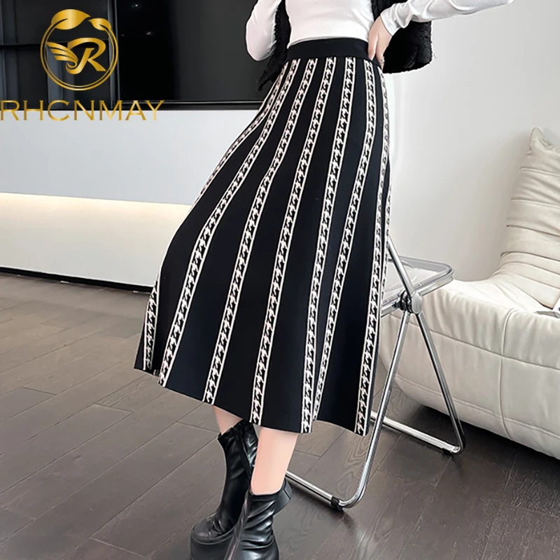 

New 2021 Autumn Winter Women Skirts Knitted Fashionable Flare Vintage High Waist Elegant Warm Lady Long Skirts