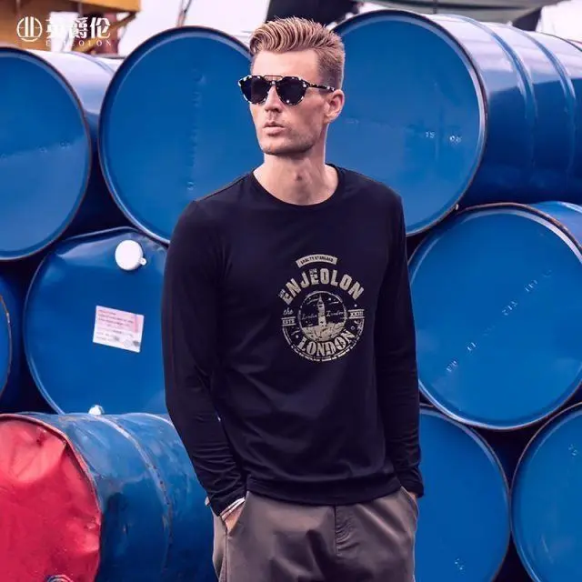 

Long sleeve T-shirt printed men's 2021 spring and Autumn New Vintage trendy pattern round neck shirt