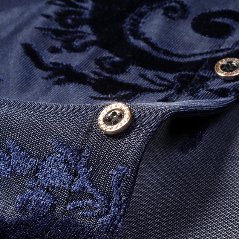 

Slim 2020 Fit new long-sleeved Men's Casual Velvet Hollow Man shirt